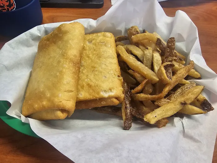 Dazzo's Dog House Picture 7