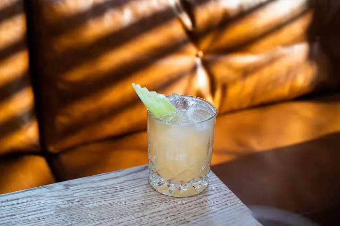 FLINT by Baltaire Picture 2