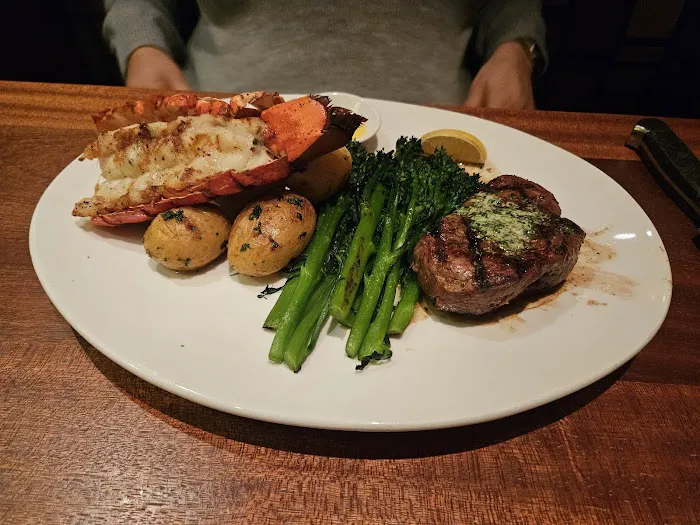 Seasons 52 Picture 2