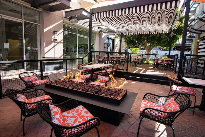 Pomo Pizzeria - Biltmore Picture 3