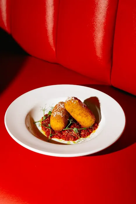 Pomo Pizzeria - Biltmore Picture 10