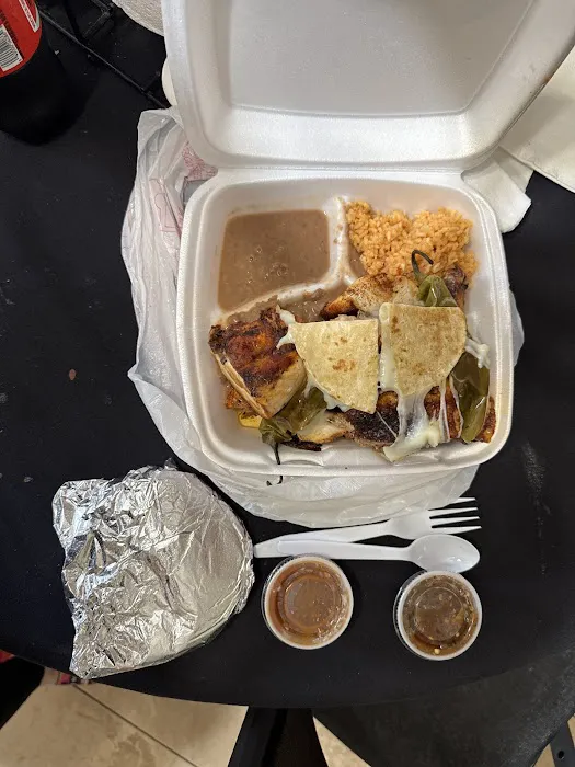 Pollo A La Brasa Picture 3