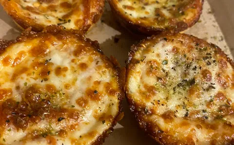 Little Caesars Pizza Picture 6