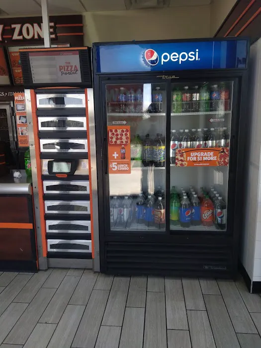 Little Caesars Pizza Picture 3