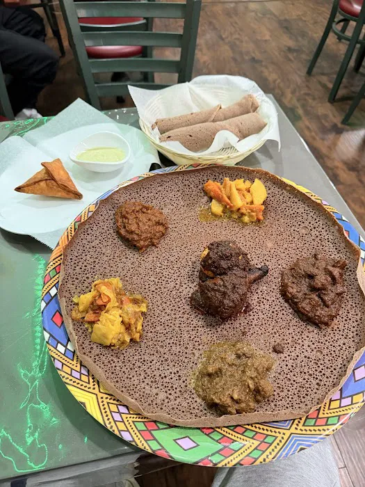Ethiopian Famous Restaurant Picture 6