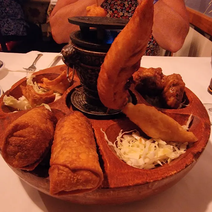 Golden Gate Chinese Restaurant Picture 7