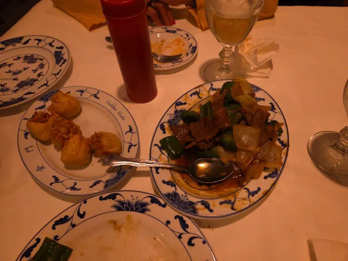 Golden Gate Chinese Restaurant Picture 1