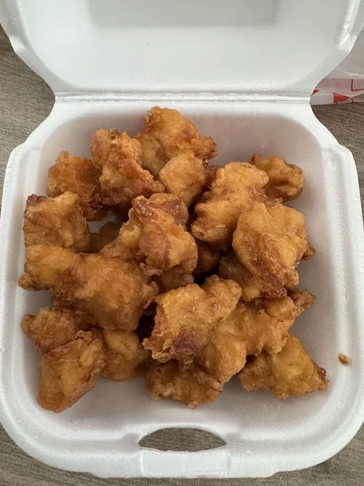 Maguro Sushi and Ramen Picture 2