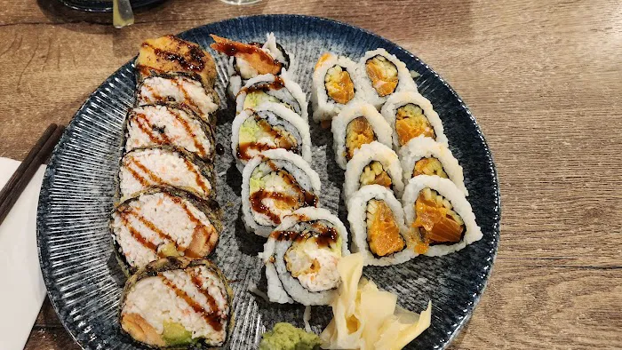 Maguro Sushi and Ramen Picture 10