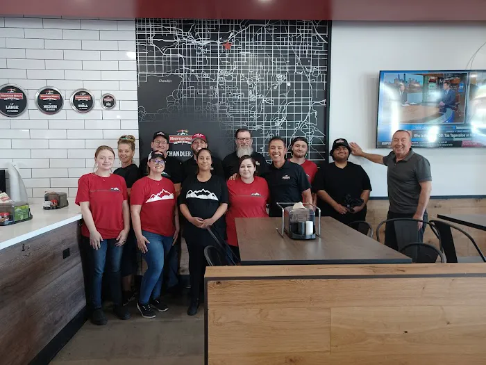 Mountain Mike's Pizza Picture 2