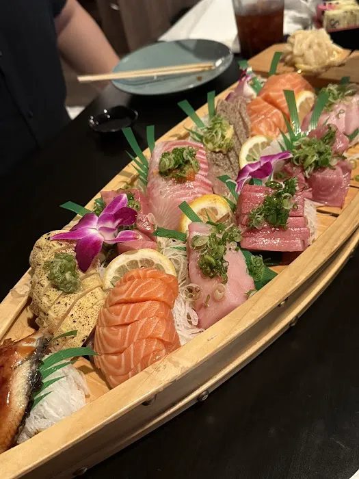 Shu Sushi Ramen & Grill Picture 1