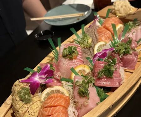 Shu Sushi Ramen & Grill