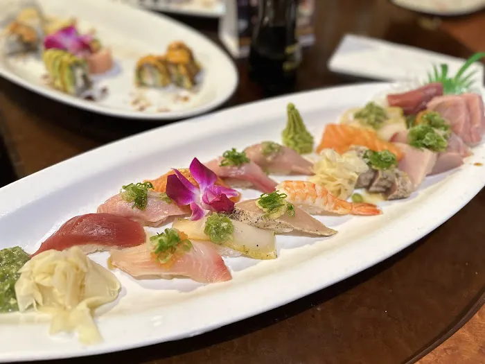 Shu Sushi Ramen & Grill Picture 5