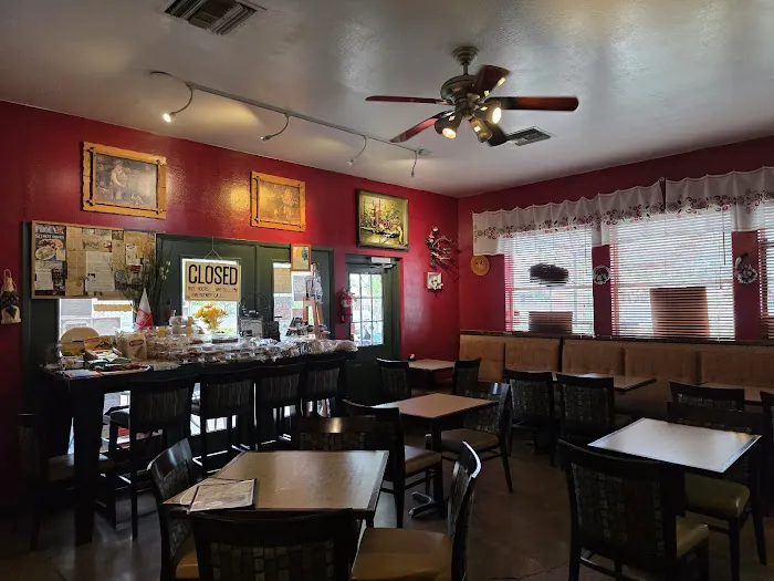 A Touch of European Café Picture 2