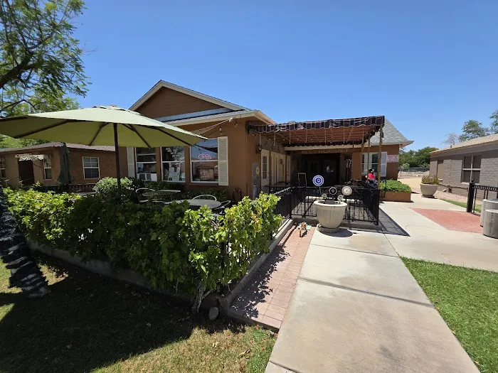 A Touch of European Café Picture 5