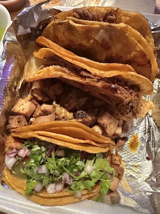 Lalos Tacos Picture 6