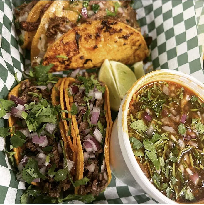 Lalos Tacos Picture 3