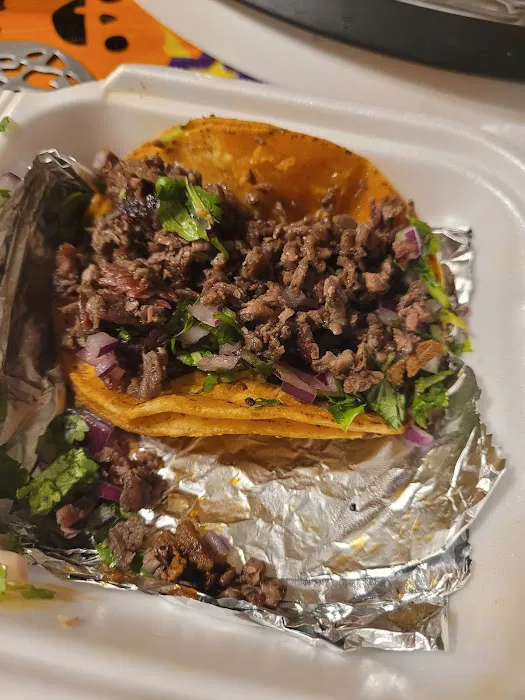 Lalos Tacos Picture 8