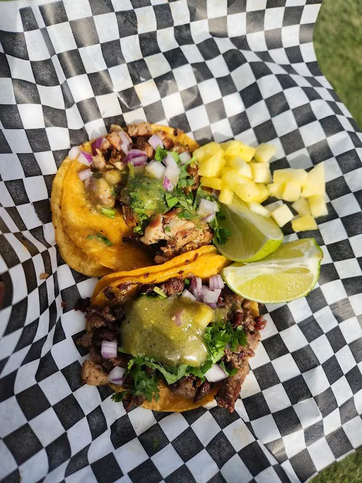 Lalos Tacos Picture 1