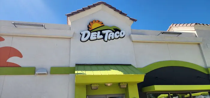 Del Taco Picture 1