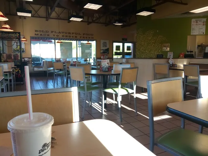 Del Taco Picture 2