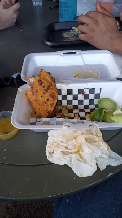 La Leonada Munchies, LLC Picture 4