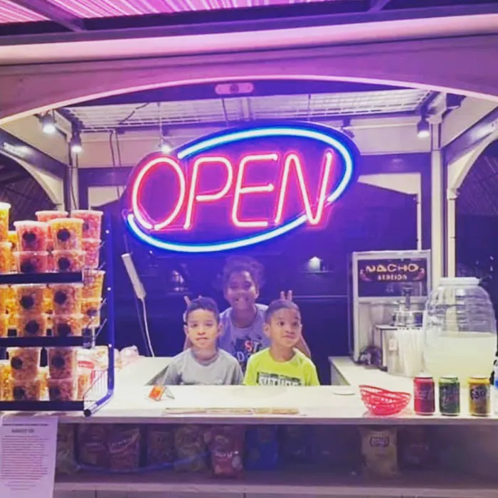 KC Hot Polish Sausage 2 Picture 10