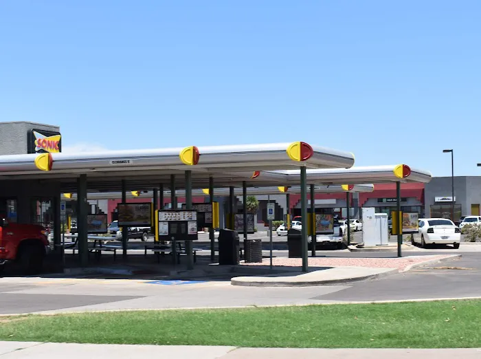 Sonic Drive-In Picture 9