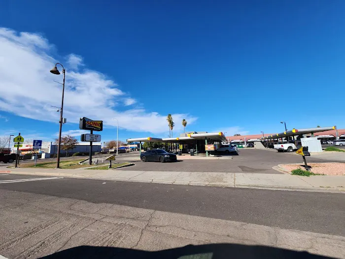 Sonic Drive-In Picture 1