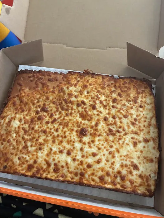 Little Caesars Pizza Picture 1