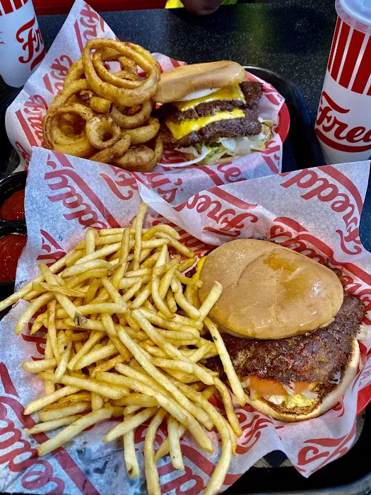 Freddy's Frozen Custard & Steakburgers Picture 8