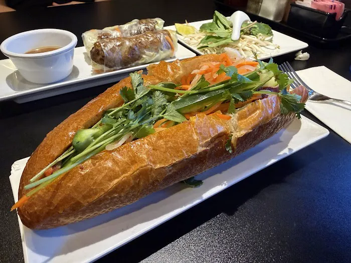 Song Lynn Vietnamese Restaurant Picture 4