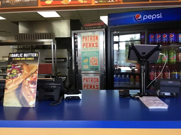 Pizza Patrón West Indian School Rd Picture 9