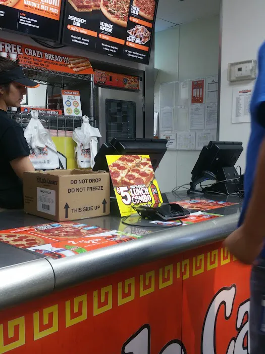 Little Caesars Pizza Picture 8