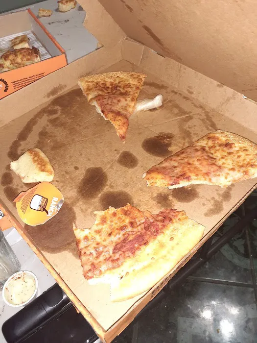 Little Caesars Pizza Picture 2