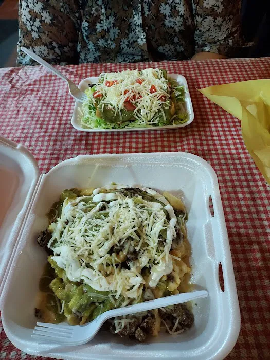 El Tito's Kitchen Picture 1