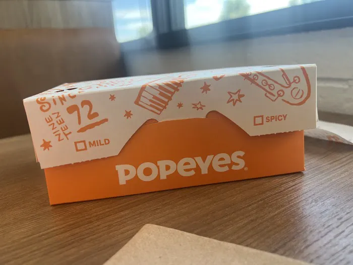 Popeyes Louisiana Kitchen Picture 2