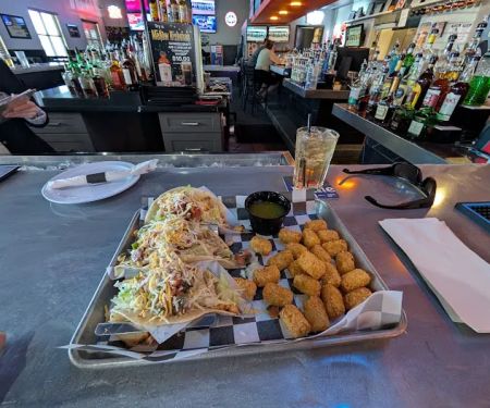 Ricu2019s On 95th Sports Grill