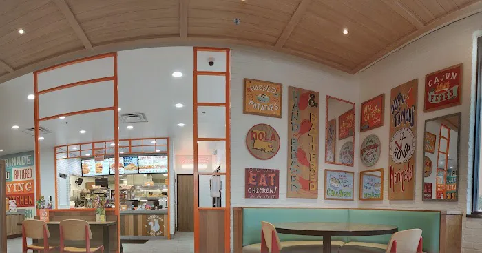 Popeyes Louisiana Kitchen Picture 2