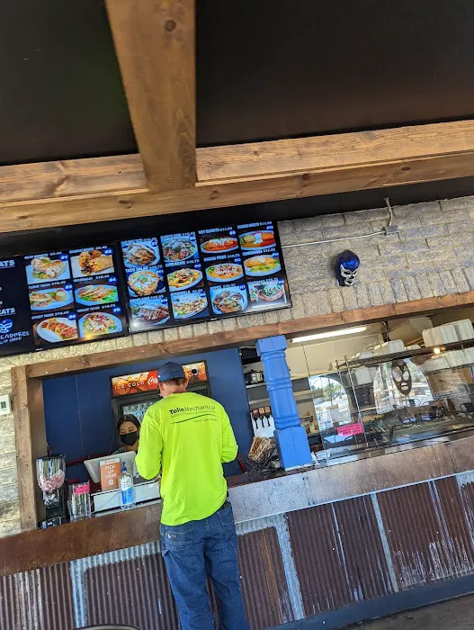 Taqueria Los Gordos Picture 8