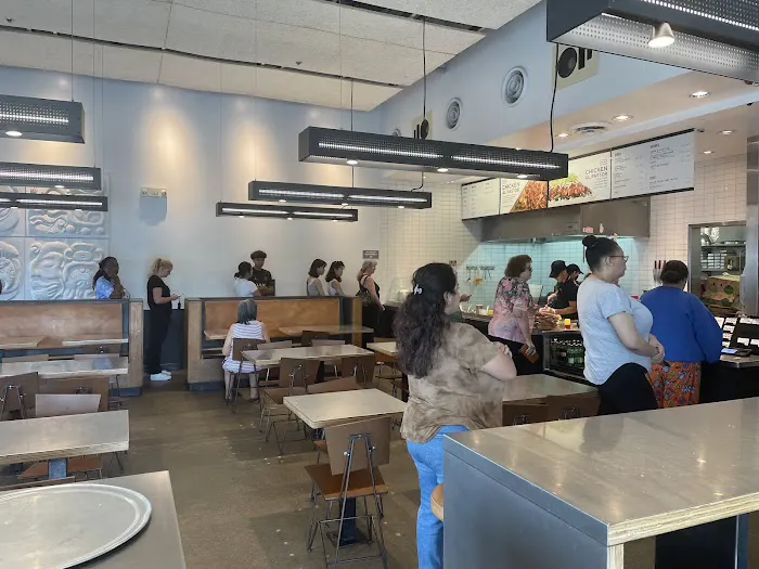 Chipotle Mexican Grill Picture 6