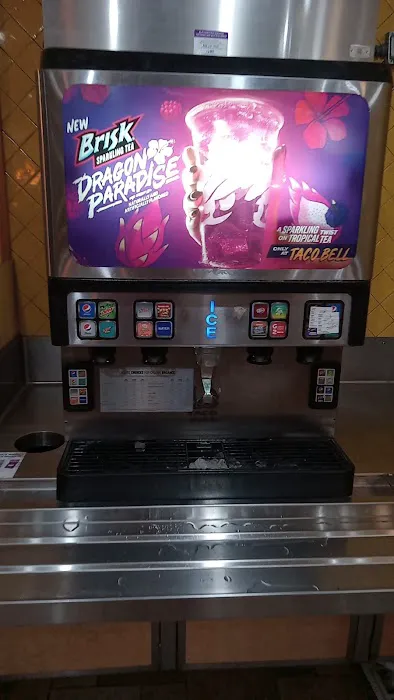 Long John Silver's | Taco Bell Picture 7