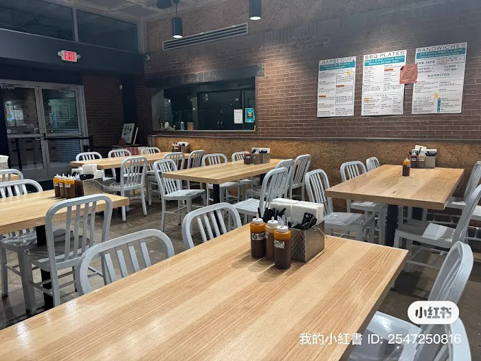 Little Miss BBQ-Sunnyslope Picture 3