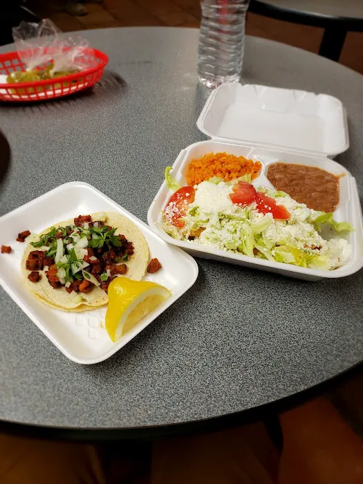 El Sazon Del Sur Picture 6