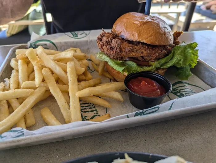 Lou's Bar & Grill At Papago Golf Course Picture 6