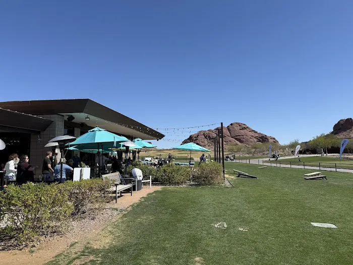 Lou's Bar & Grill At Papago Golf Course Picture 5