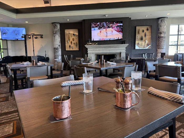 The Phoenician Tavern Picture 4