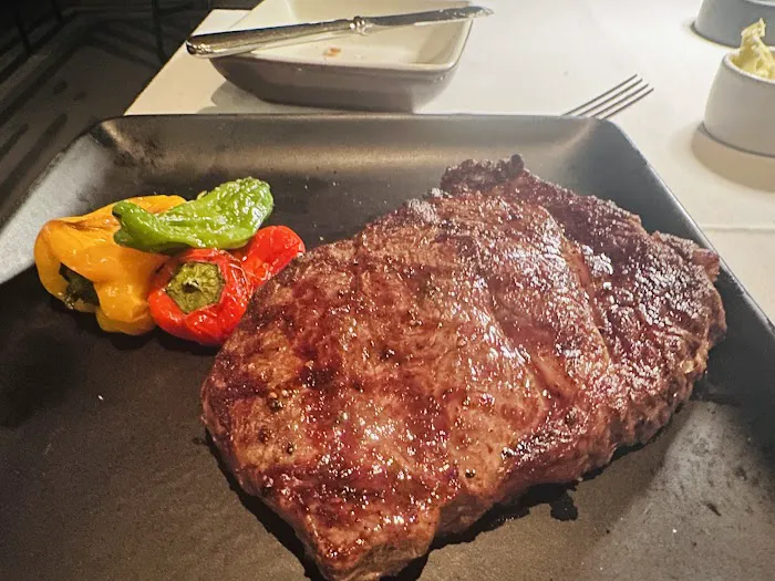 J&G Steakhouse Picture 2