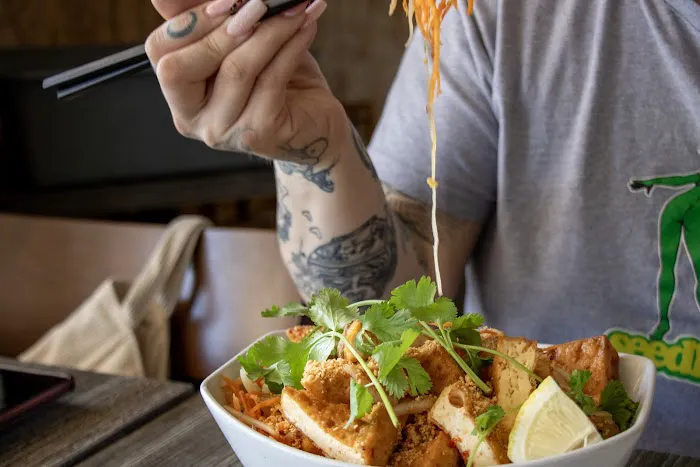 Loving Hut - Southern Ave - Tempe, AZ Picture 1