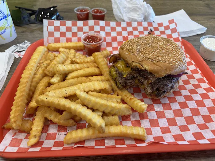 Johnny's Burgers & Dogs Picture 2